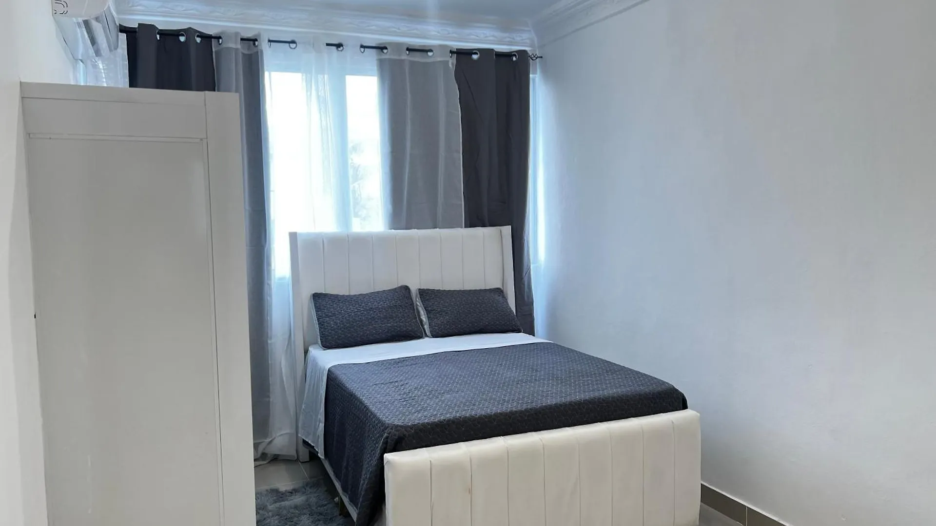 Luxury Royalty Apartman Barahona