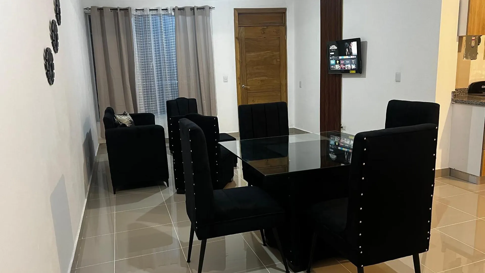 Luxury Royalty Apartman Barahona